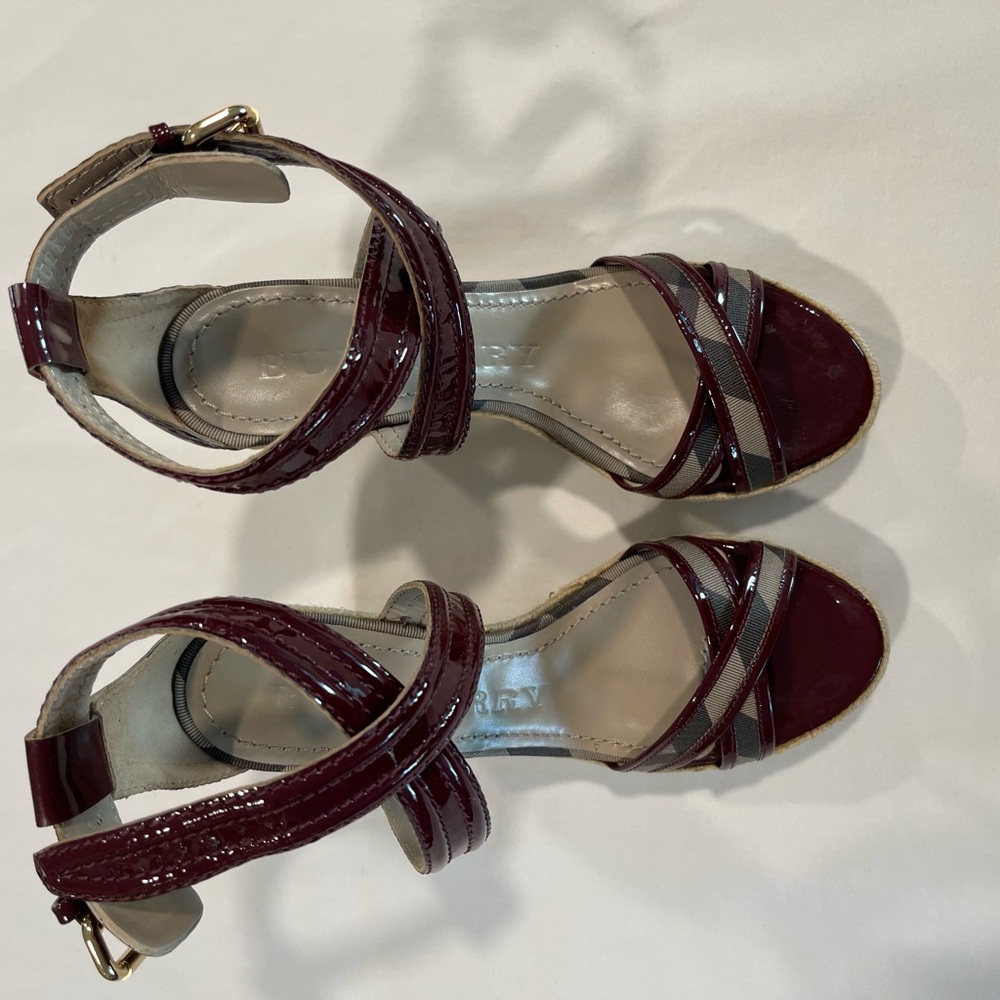 Burberry | Nova Check Espadrilles | 37 | Burgundy - Picture 3 of 11